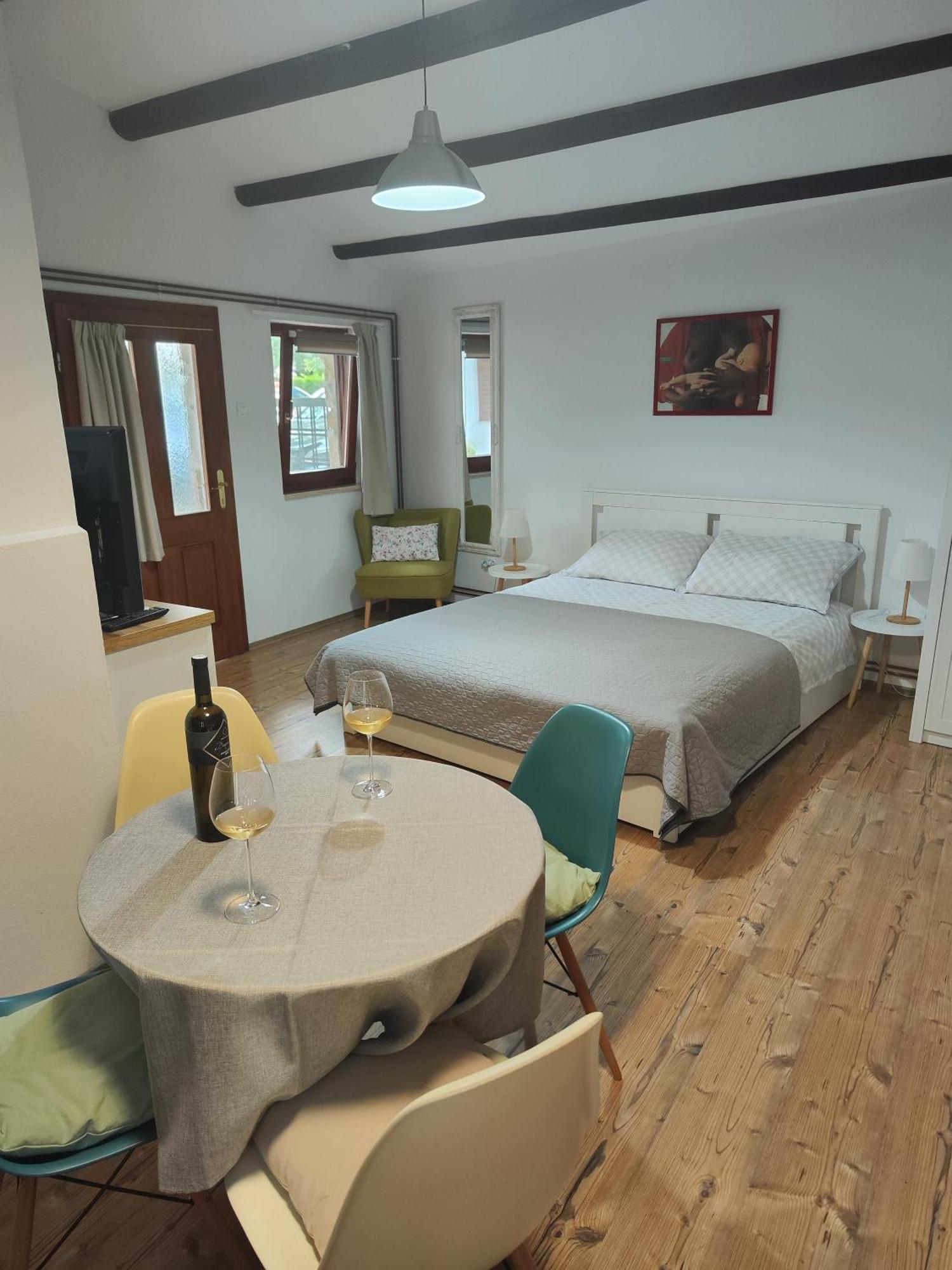 רוביני Apartments Val מראה חיצוני תמונה