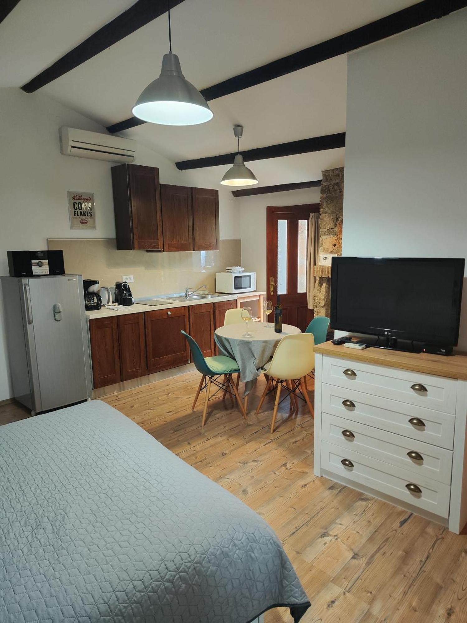 רוביני Apartments Val מראה חיצוני תמונה